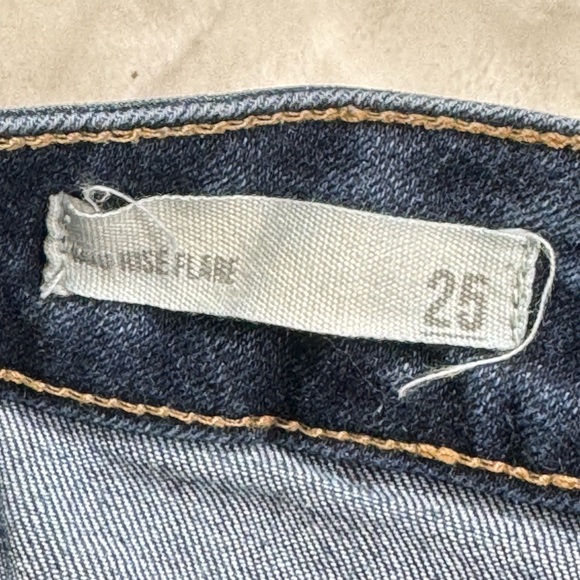 Mid rise flare jeans size 25 - Picture 4 of 4